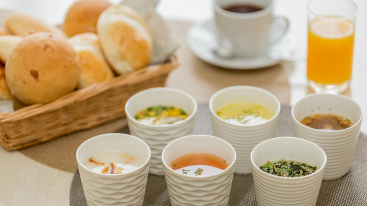 Toyoko Inn Osaka Shinsaibashi Nishi Екстериор снимка