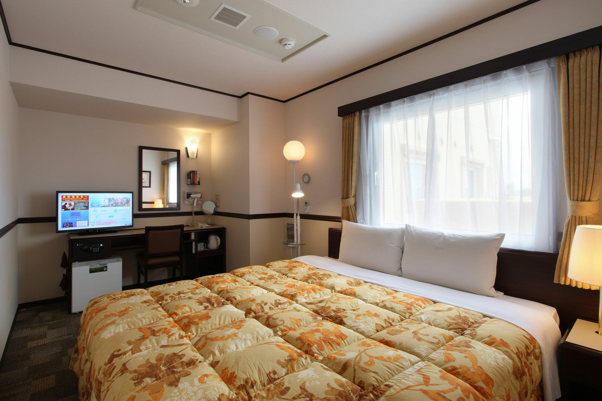Toyoko Inn Osaka Shinsaibashi Nishi Екстериор снимка